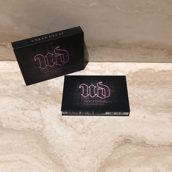 Urban Decay Nocturnal Shadow Box - Picture 5 of 5